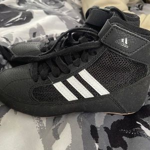 Youth wrestling shoes